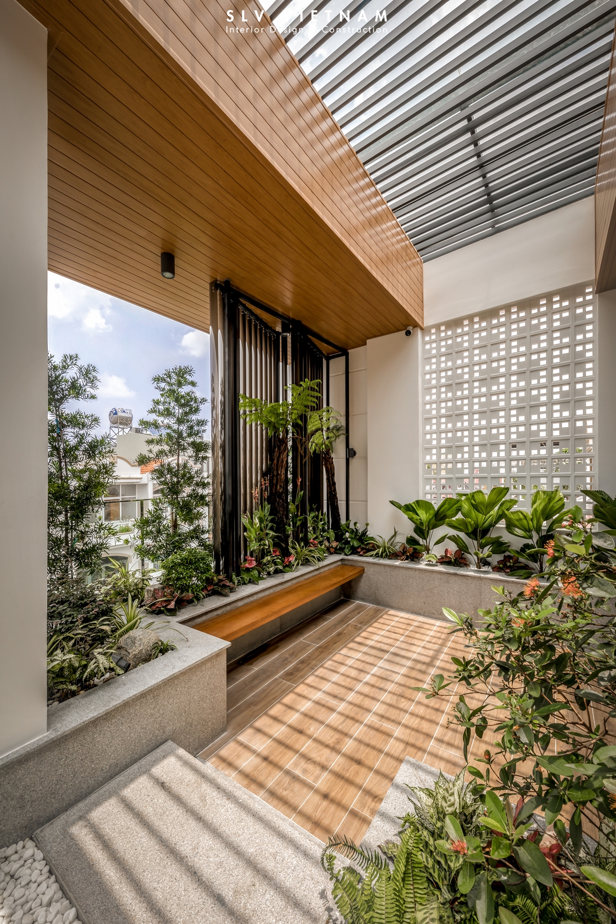 Sân thượng dự án TB Luxury - SLV Vietnam (3)